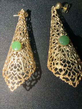 Vintage Filigree Style Gold Tone Earrings